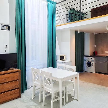 Masszi Apartman Budapesta Exterior foto